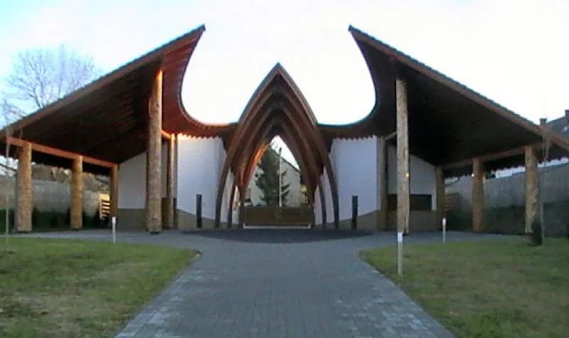 Dinnyési Templomkert Hagyományőrző Turisztikai Központ