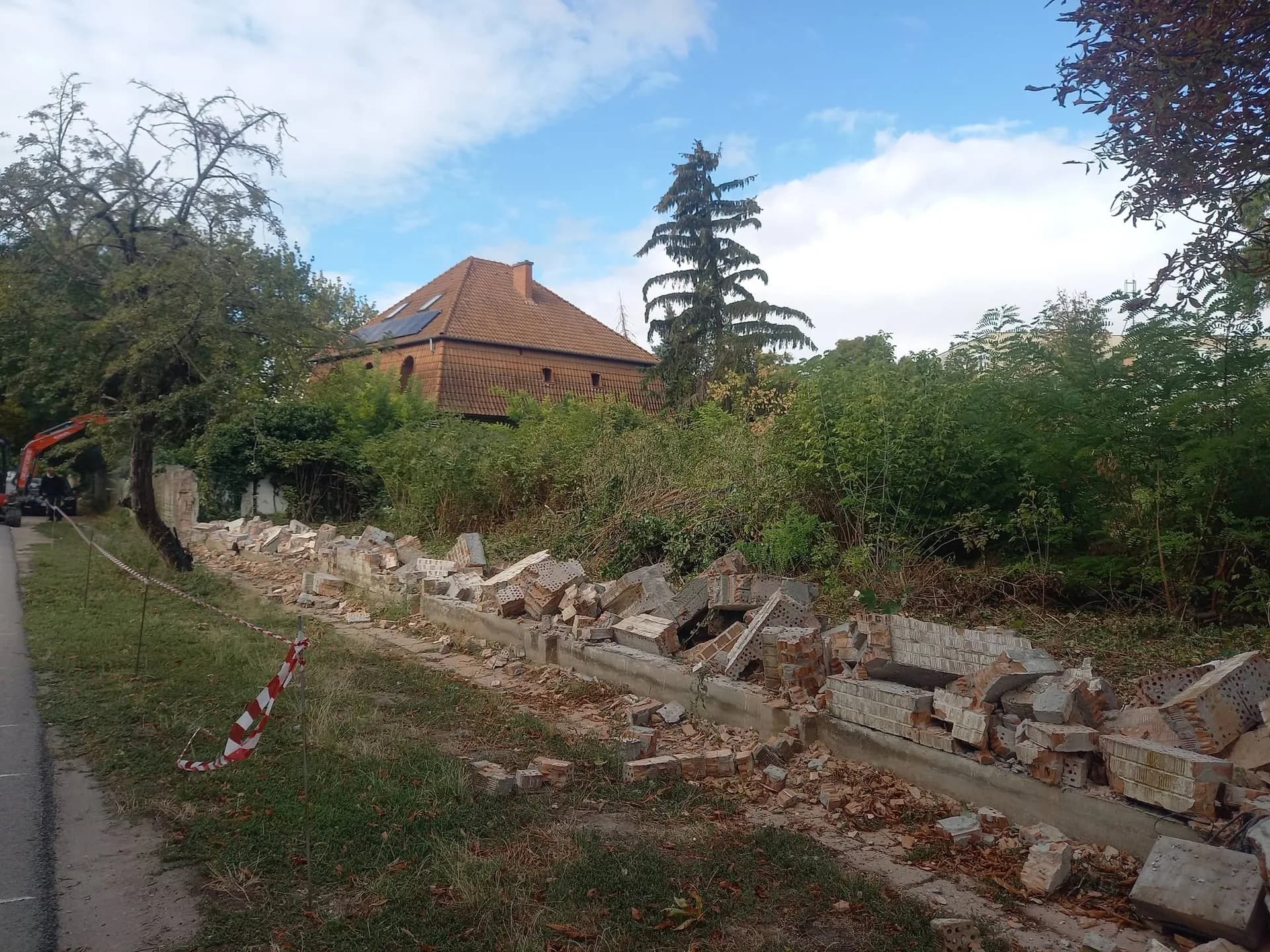 Megkezdődtek a munkálatok a Bóné Gyula Szabadidőközpont kiépítéséhez Gárdonyban